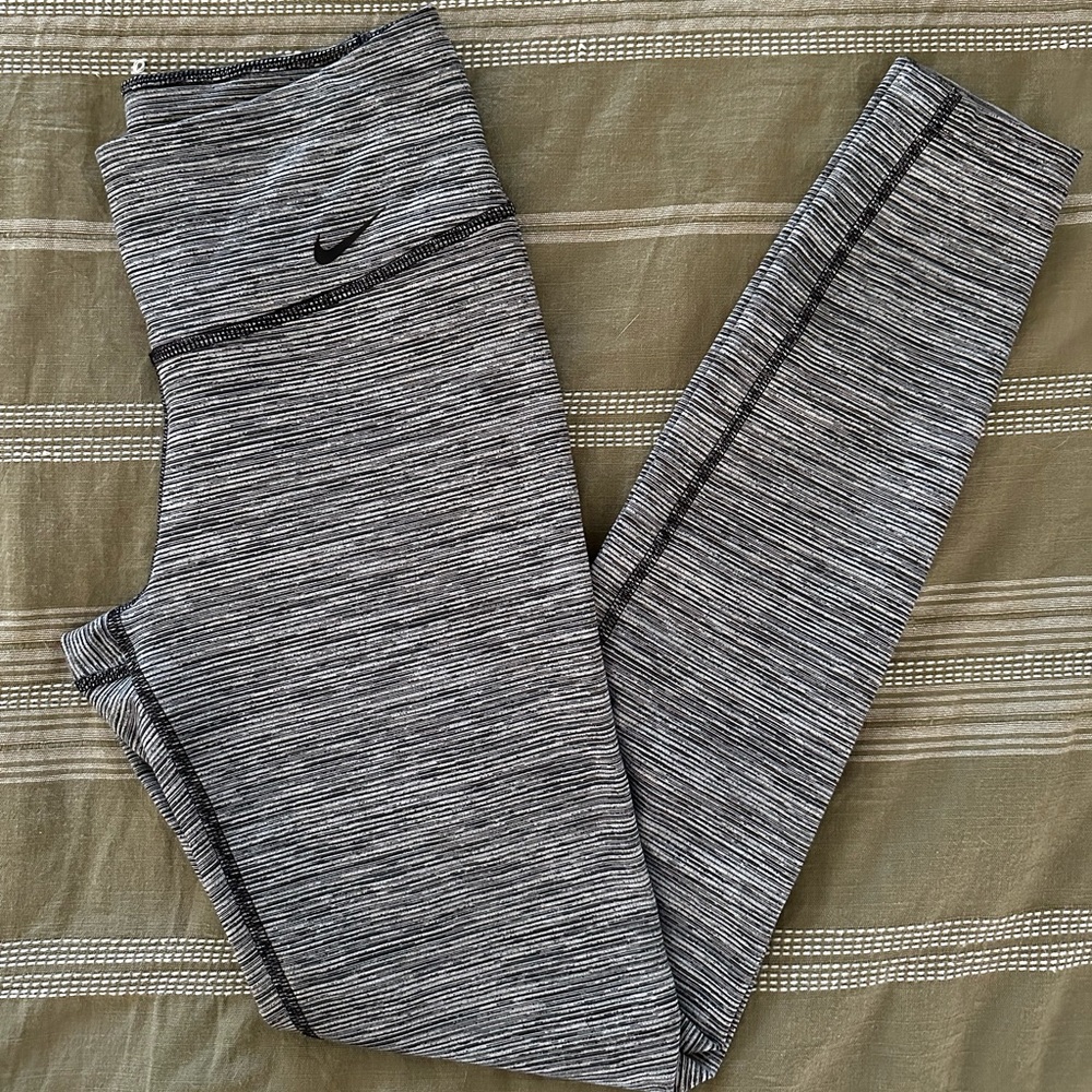 Nike dri-fit leggings